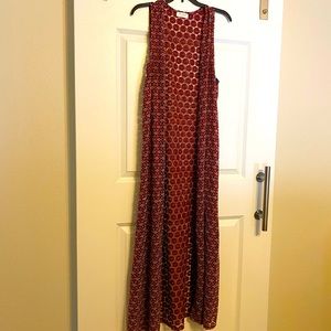 EUC Full length eyelet duster. Frumos. SZ L.